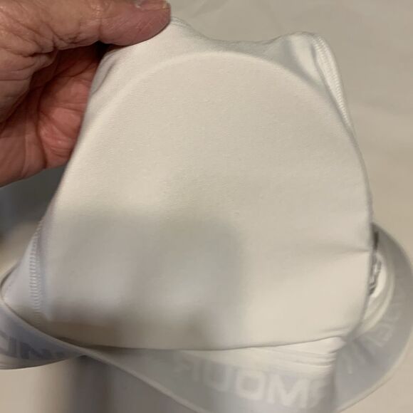Under Armour Size Large cross back white bra/medium support - Picture 12 of 12